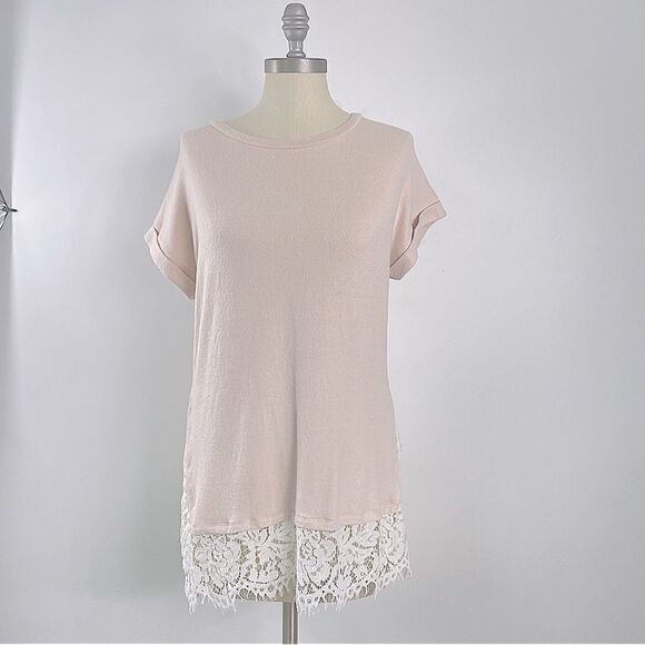 Bobeou | cream, off white lace blouse Small - Picture 9 of 12